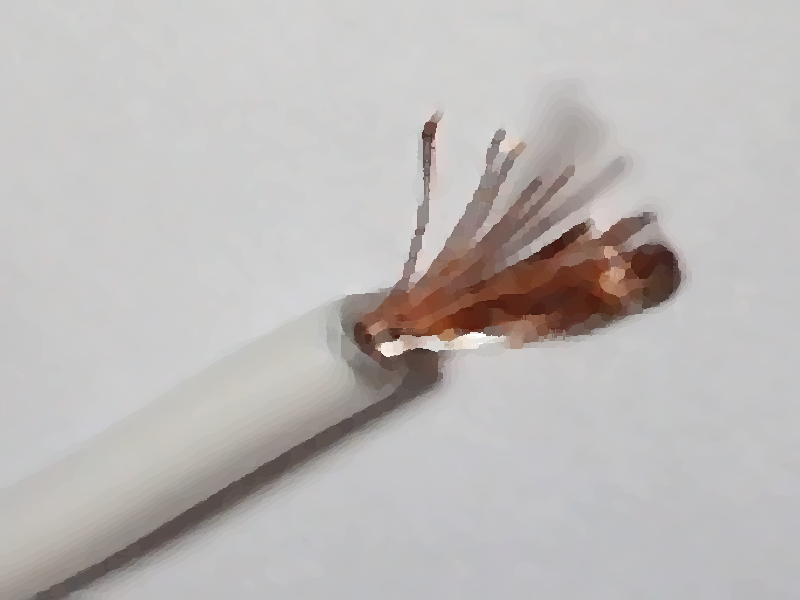 より線の先を少し被覆をはがし、より線がどのような電線なのかをわかりやすく表示した画像