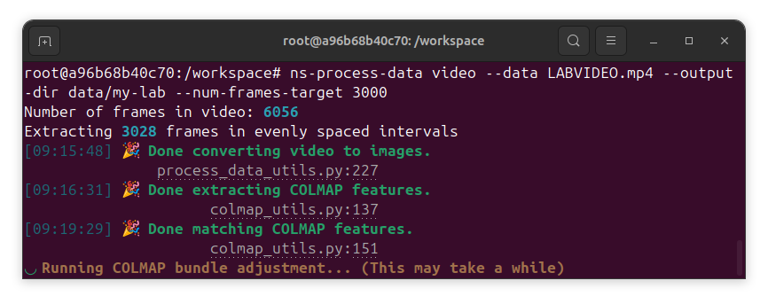 colmapのマッピング作業中のターミナルの様子